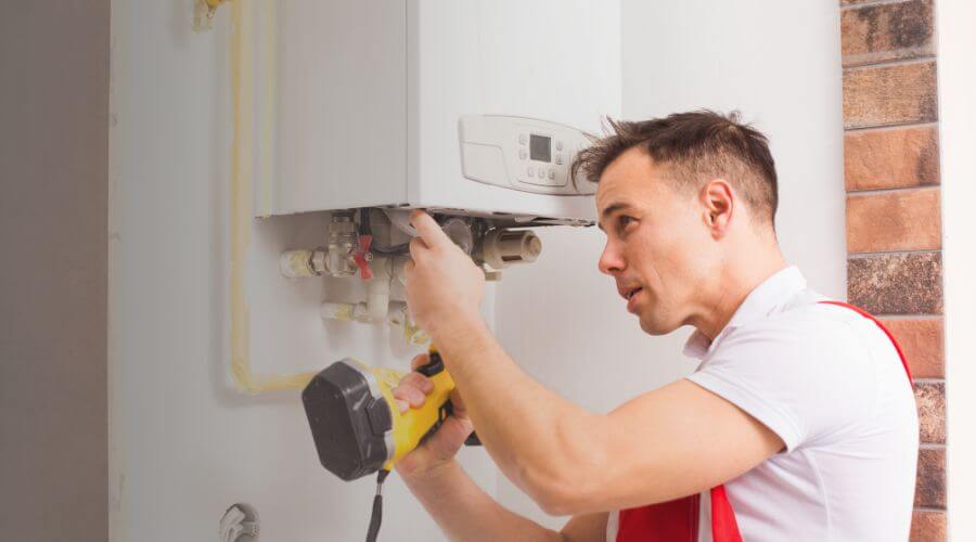 Local water heater installation in Rea, MO